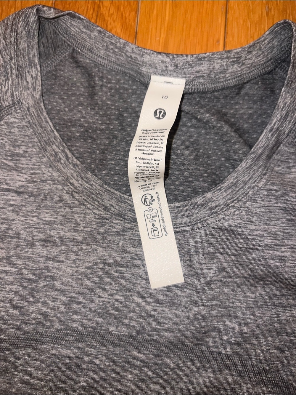Lululemon women’s Swiftly Short Sleeve
